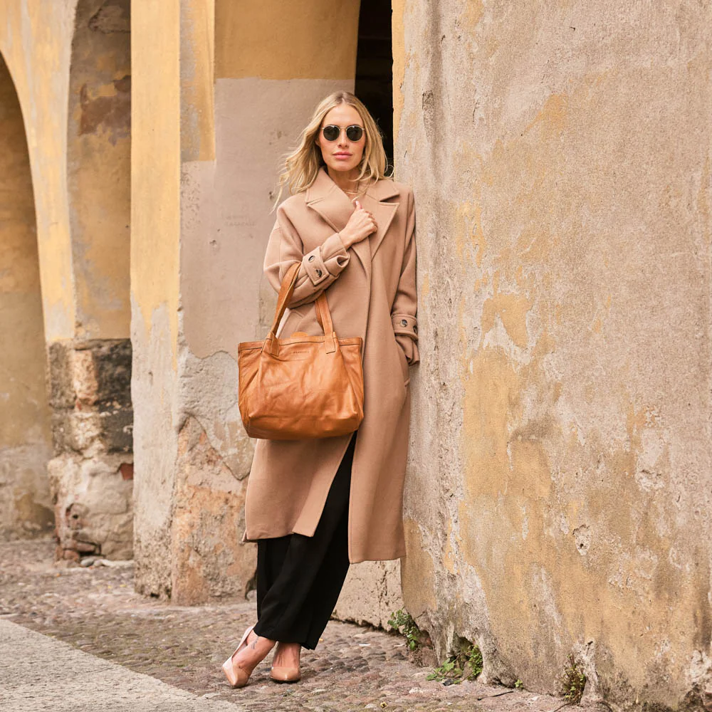 Dorotea Tote - Image 13
