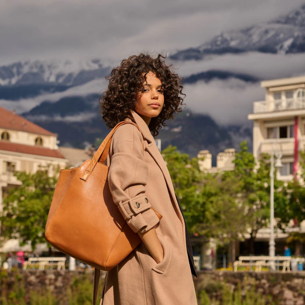 Gemma Handbag - Image 25