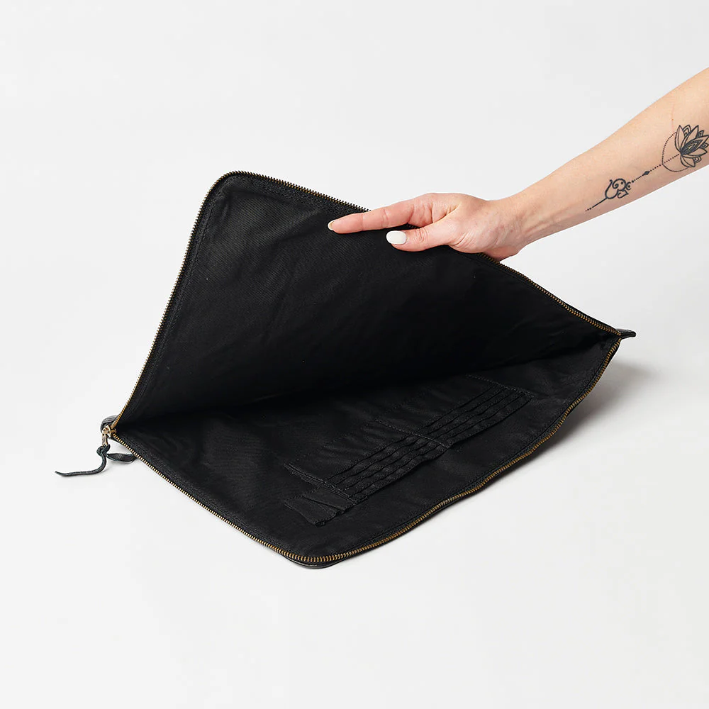 The Cambridge 16" - Image 34