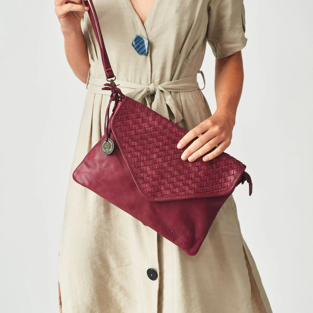 The Marseille Woven Crossbody Clutch [SECOND] - Image 71