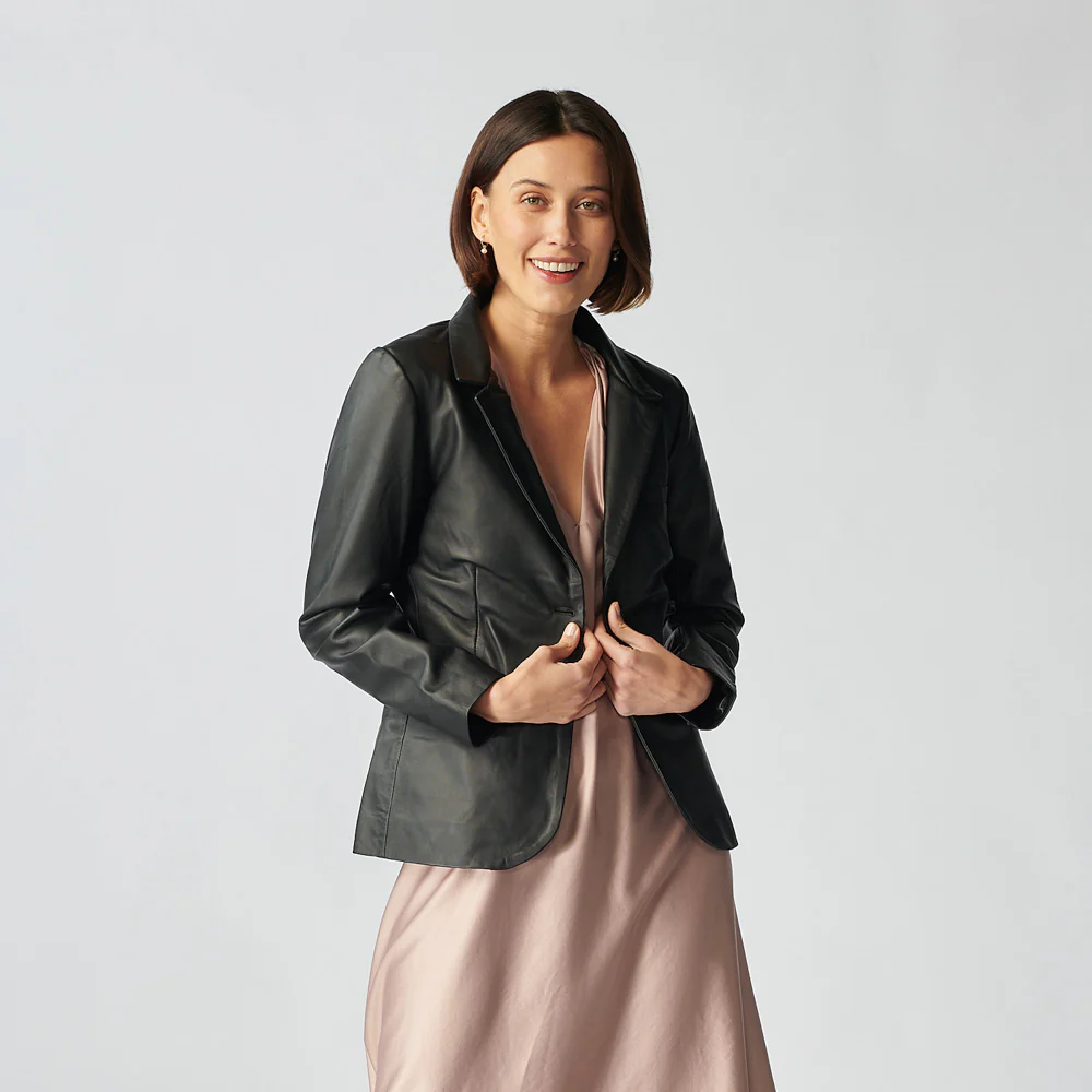 The Oxford - Women's - Image 28