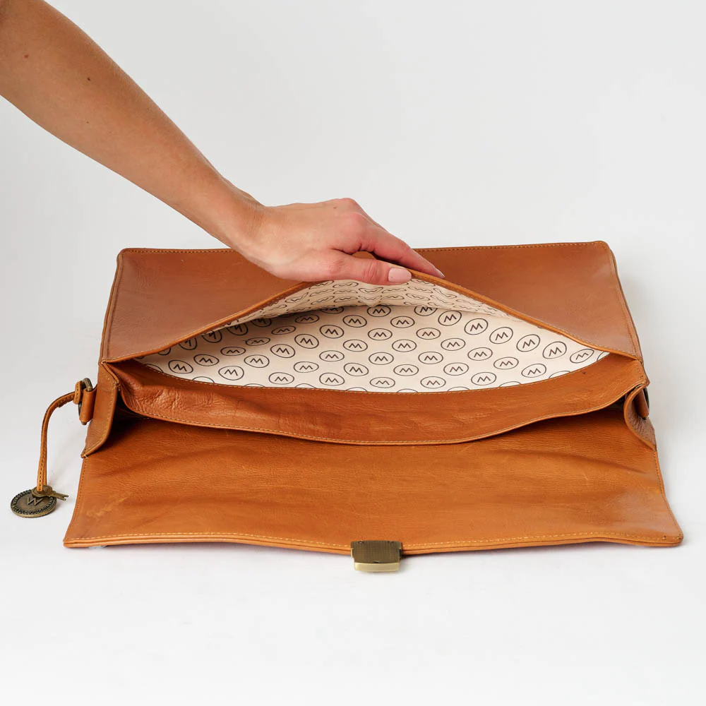 The Pisa Briefcase 16" - Image 60