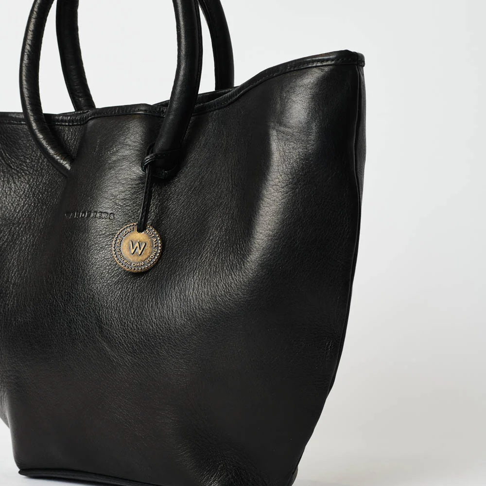 The Serrara Fontana Handbag - Image 18