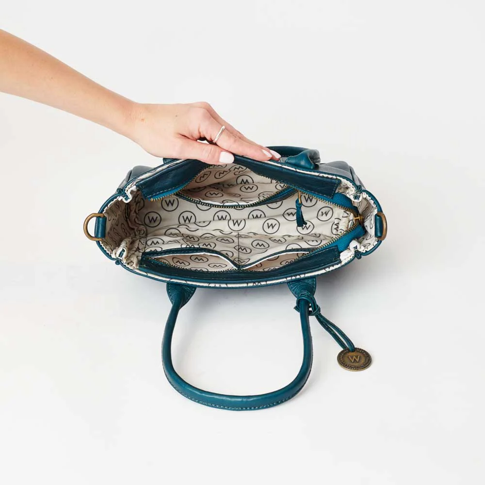 The Toscana Crossbody - Image 11