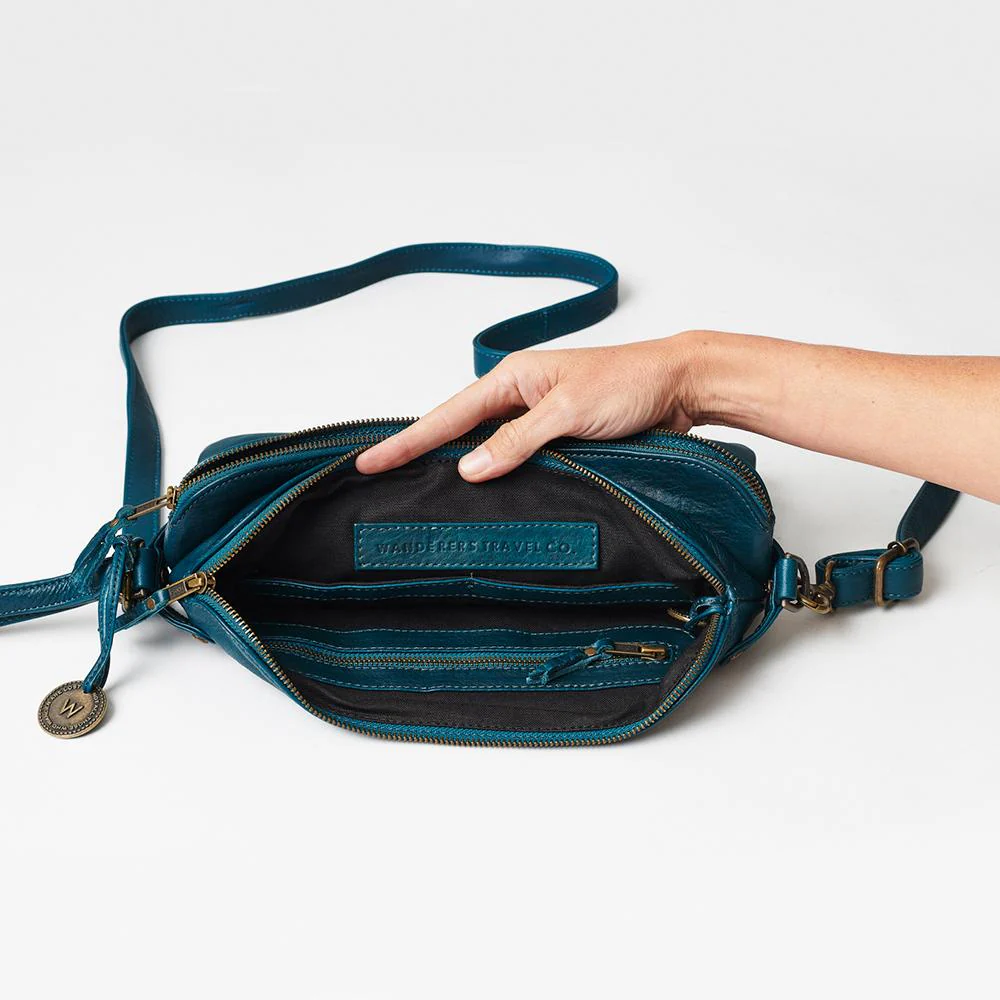 The Venetian Grande passport crossbody - Image 86
