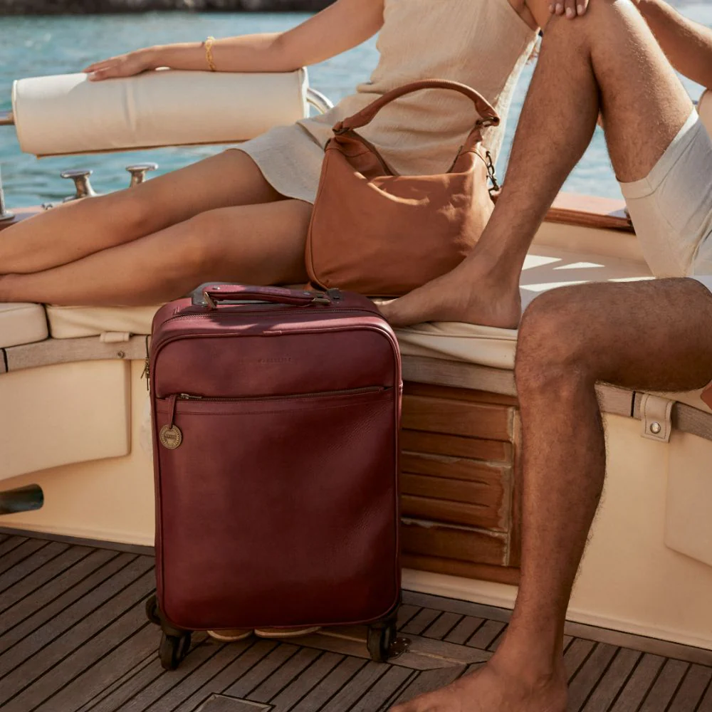 The Wanderer Cabin Suitcase - Image 61