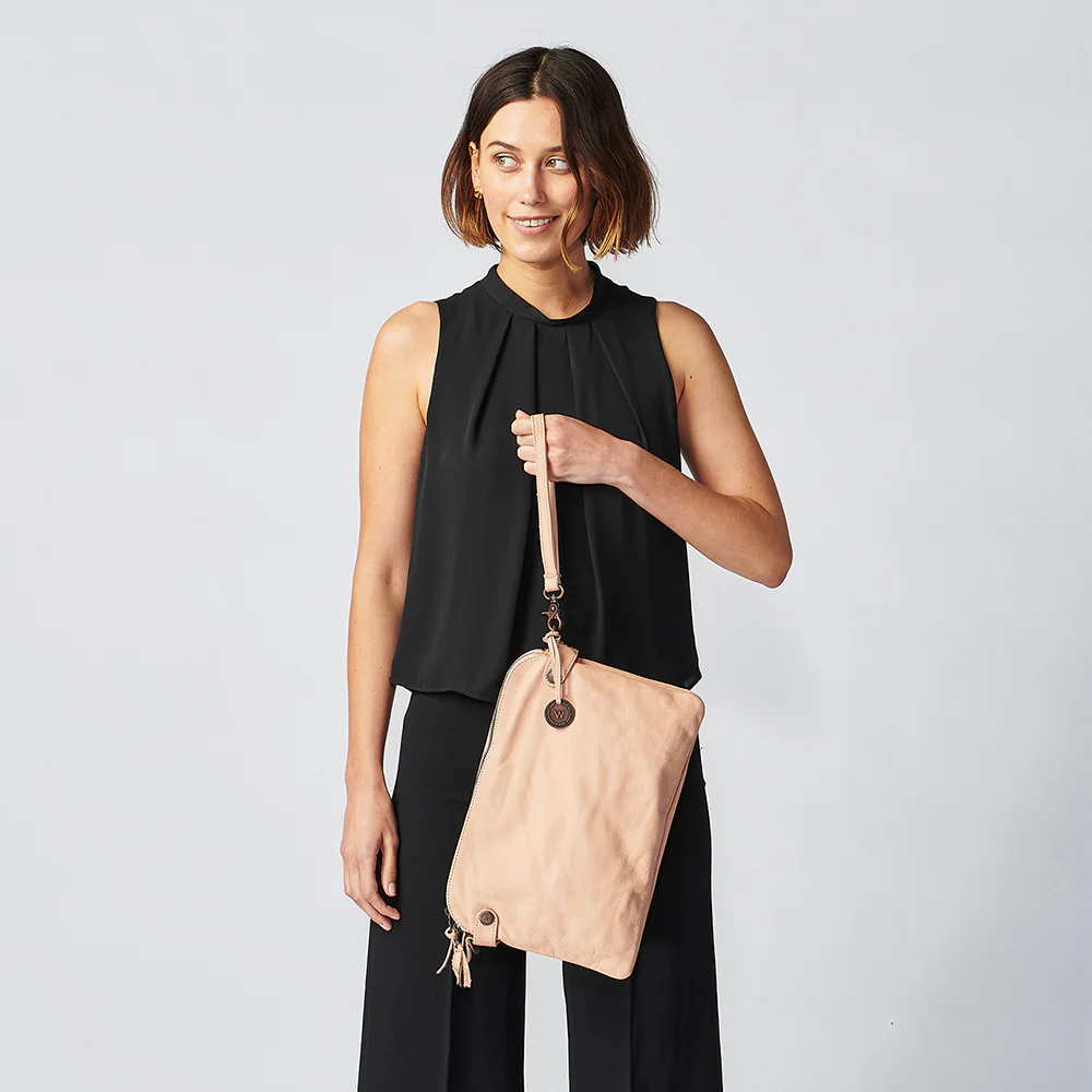 Venetian Molto Grande Handbag - Image 39